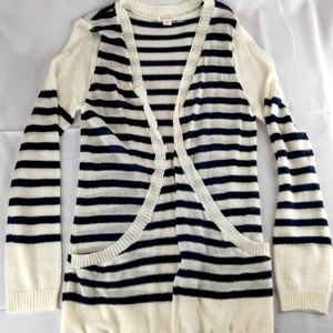 Xhilaration cardigan size L